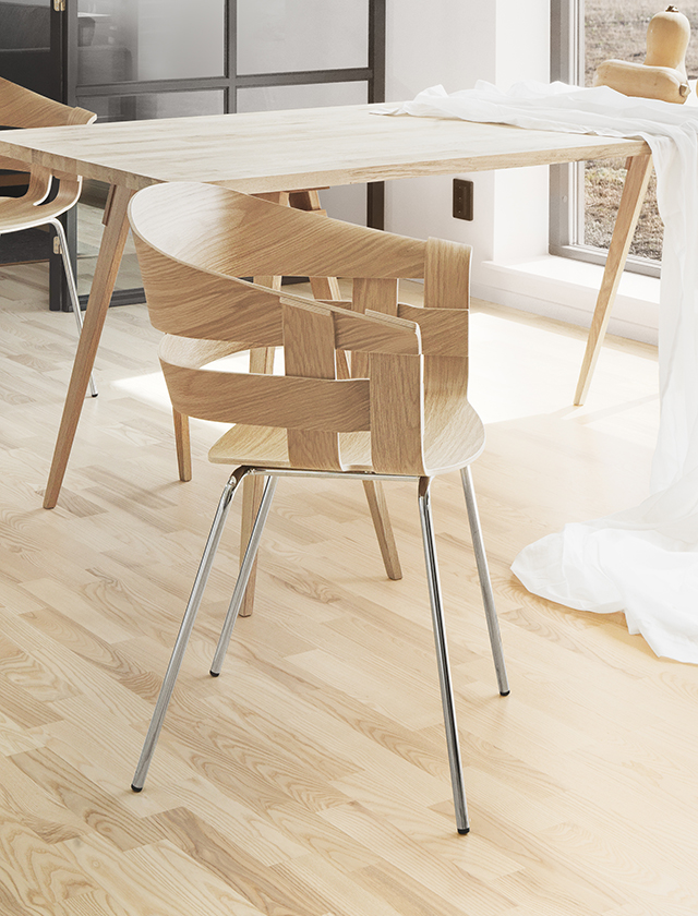 Wick Chair - Armlehnstuhl von Design House Stockholm mit Sitzschale aus Eichenholz und Beinen aus verchromten Metall