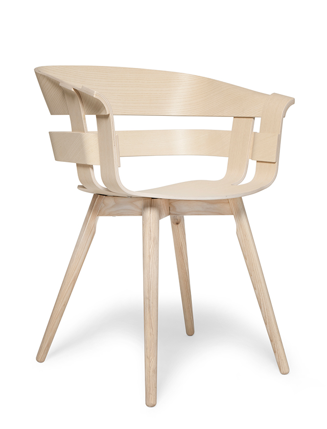 Wick Chair in Esche von Design House Stockholm - Armlehnstuhl mit Sitzschale und Beinen aus Eschenholz