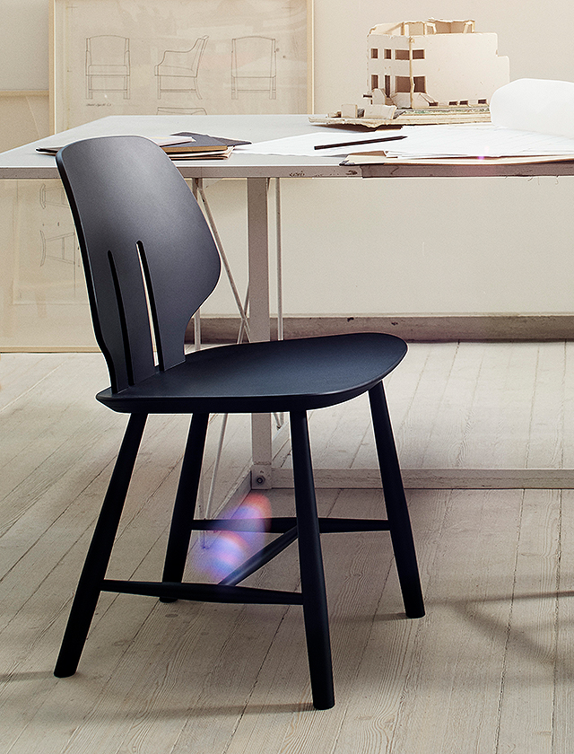 J67 Stuhl von FDB Møbler - Stuhl aus schwarz lackiertem Buchenholz - Küchenstuhl - Esszimmerstuhl - Schreibzimmerstuhl Design von Ejvind A. Johannson
