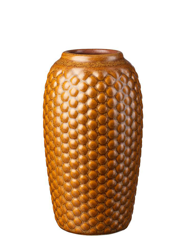 S8 Lupin Vase in Schmal mit einer Höhe von 22 cm ist in der attraktiven Farbe Golden Brown von FDB Møbler