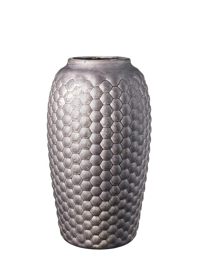 S8 Lupin Vase in Schmal mit einer Höhe von 22 cm ist in der attraktiven Farbe Warm Grey von FDB Møbler