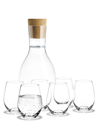 Cabernet Wasserkaraffe von Holmegaard aus feinem dünnwandigem Glas mit einem Fassungsvermögen von 1,5 Liter und 6 Wassergläser.