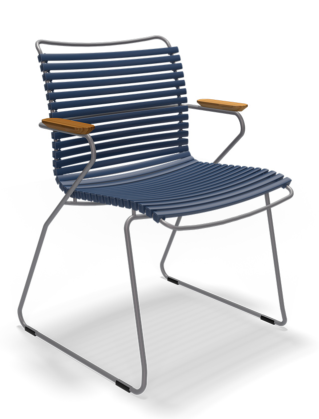 Click Dining Chair in Dark Blue - Farbnummer 91 - Design Gartenstuhl von HOUE aus Dänemark - Lamellen aus Kunststoff und pulverbeschichtetes Stahl