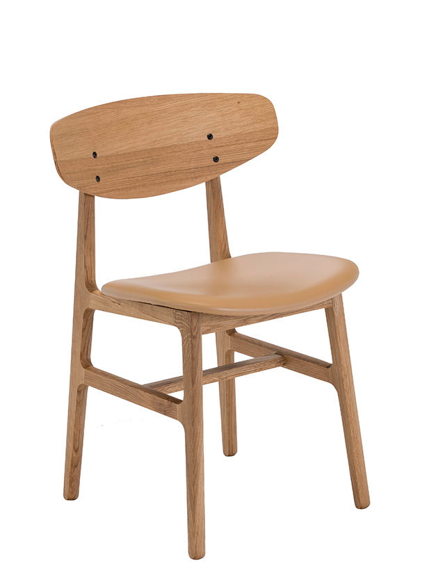 SIKO Dining Chair - massiver Eichenholz Rahmen geölt, Ledersitz in der Farbe Sand und Rückenlehne aus Eichenholzfurier