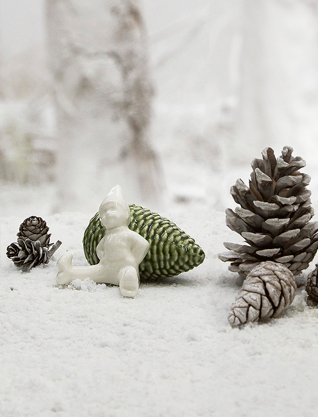 Christmas Tales - Christmas Joy Kerzenhalter aus Porzellan von Thora Finnsdottir für Kähler Design