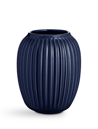 Hammershøi Vase, medium in Indigoblau von Kähler Design