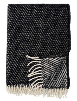 Velvet Wolldecke Black aus 100% Lammwolle von Klippan Yllefabrik