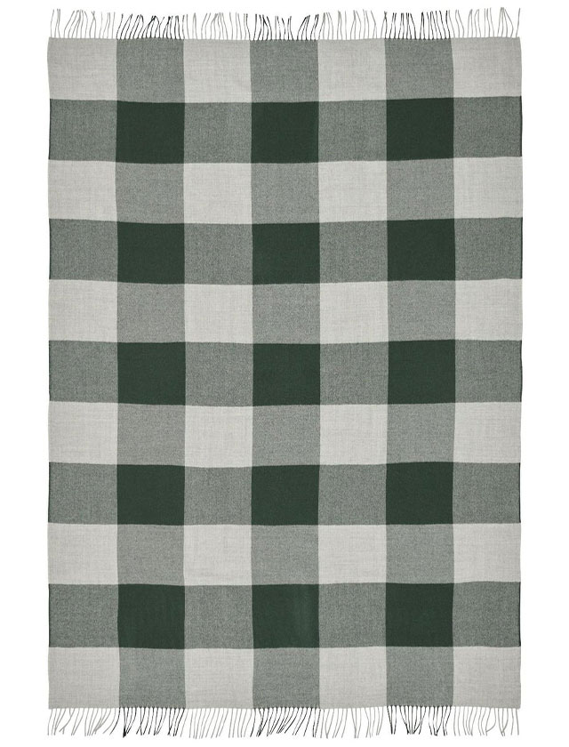 Caracas Plaid 130 x 200 cm: Exklusiver Luxus aus feinster Baby Alpaka-Wolle ausgebreitet in der Farbe: Pine